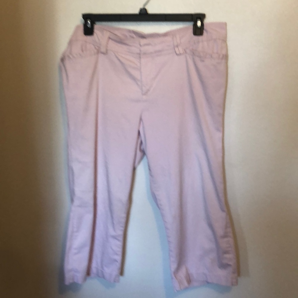 Lee Natural Fit Capri’s, Size 18W